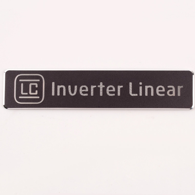 Customized Metal Logo Manufacturing of Eco-friendly Metal Signs with OEM Installation